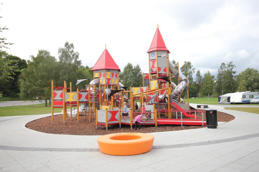 Gustavsvik Stugby & Camping Örebro Kültér fotó